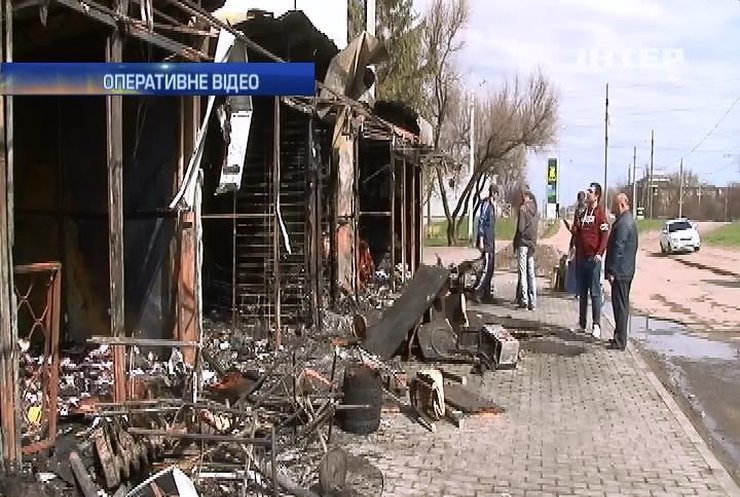 Пожежа у Харкові знищила торгівельні кіоски