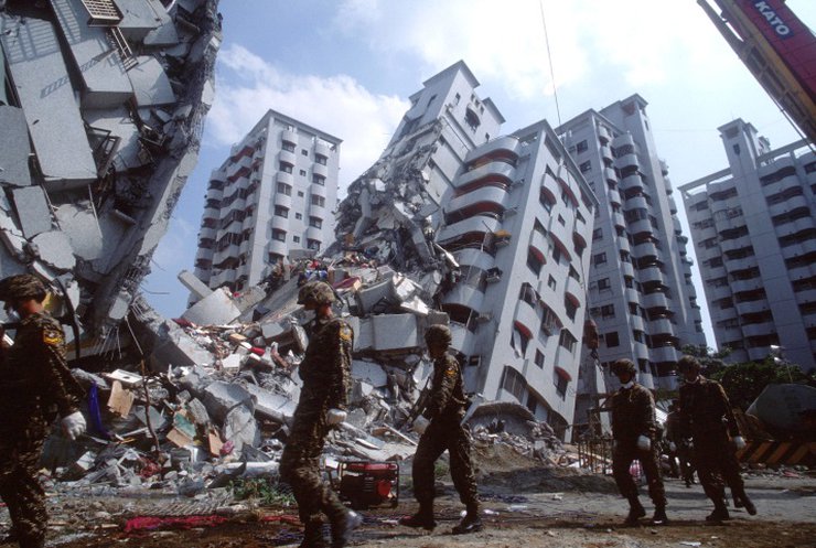 На Тайвані землетрус силою у 6,8 балів розгойдував будівлі