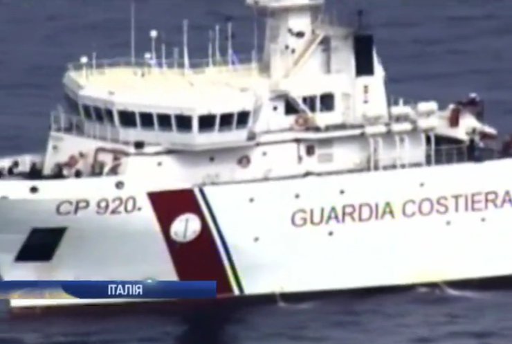 У Середземному морі шукають затонуле судно з мігрантами
