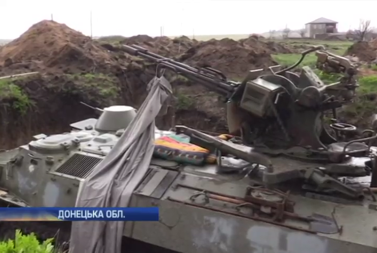 Невідоме угруповання обстрілює обидві сторони конфлікту на Донбасі 