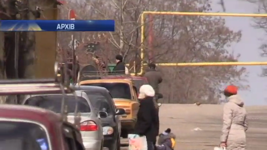 Мешканці Авдіївки просять військових не відступати