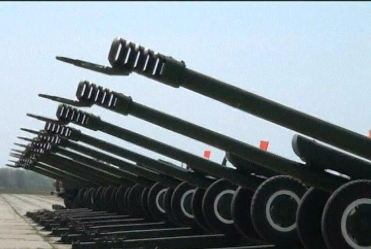 Росія тренує артилеристів на кордоні з Україною