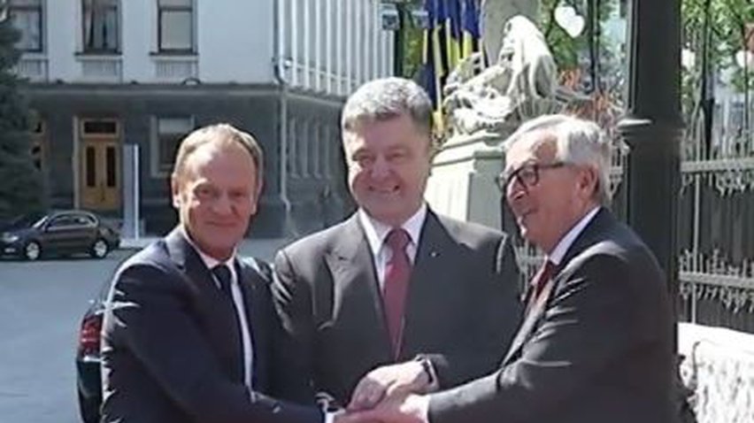Порошенко провів зустріч з Дональдом Туском