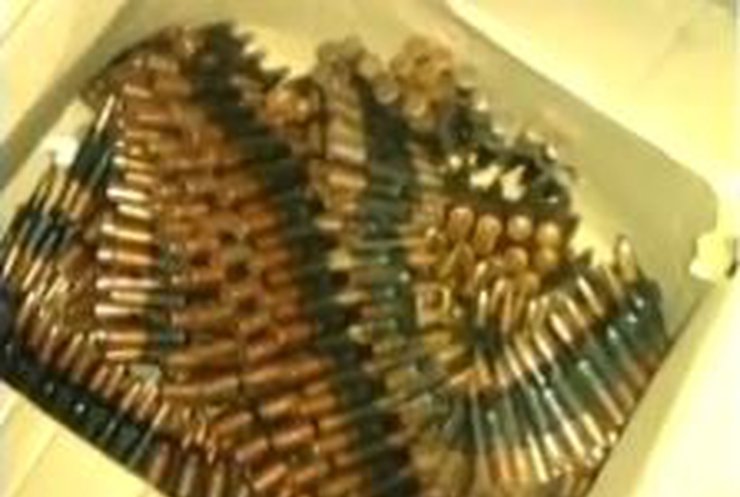 СБУ изъяла патроны и гранаты у бойца терробороны