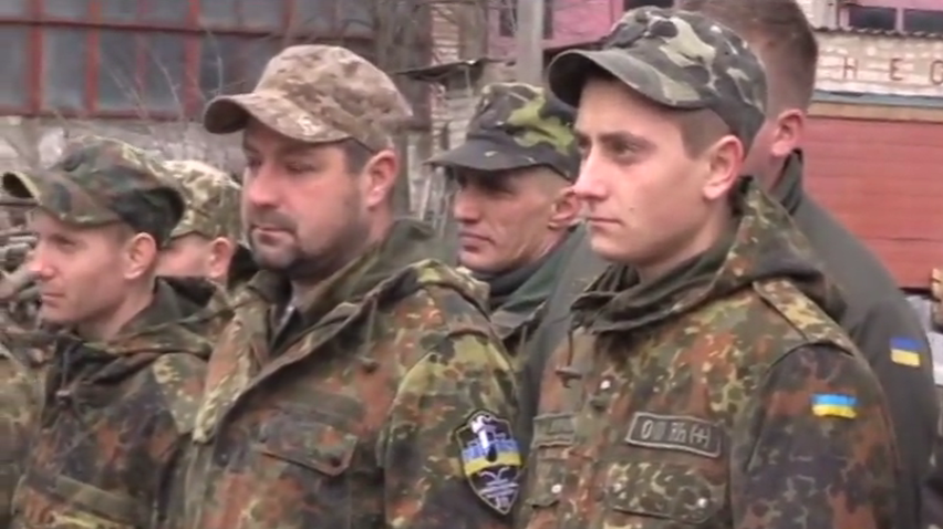 Біля Широкиного під час обстрілу поранено двоє військових