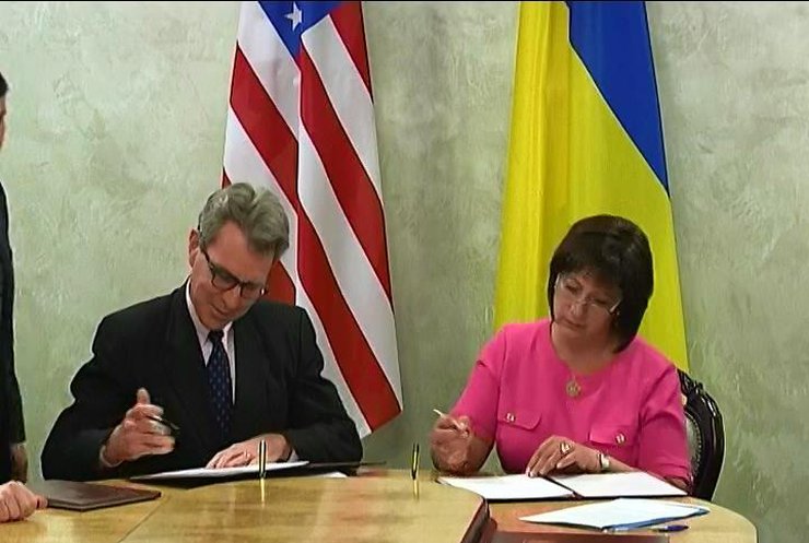 США надасть Україні $1 млрд доларів кредитних гарантій
