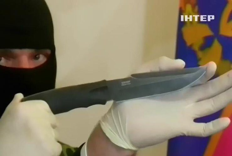 СБУ показала оружие задержанных спецназовцев России