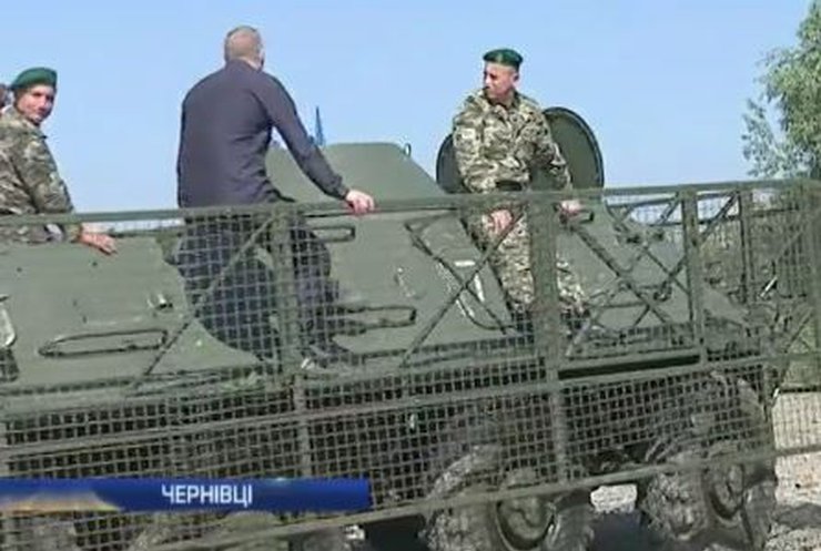 Прикордонники Буковини модернізували БТР для Донбасу