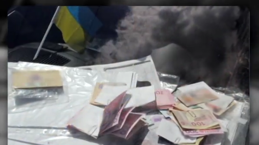 В автошколі Чернігова видавали посвідчення за 12 тис. гривень