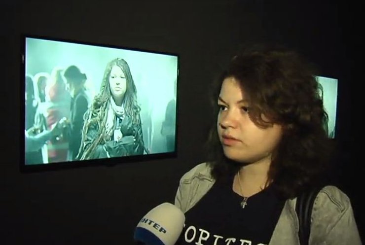 В Киеве представили истории женщин-волонтеров Майдана
