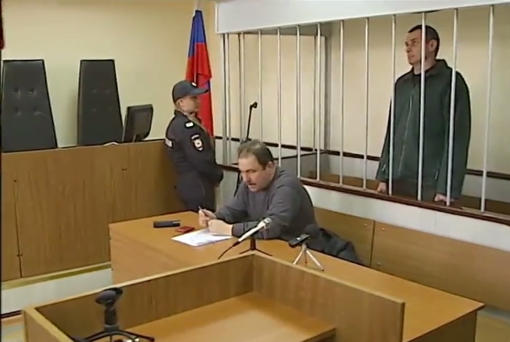 Суд Москви подовжив арешт українця Олега Сенцова
