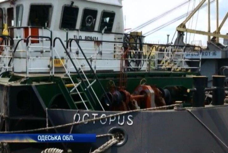 В Одесі судовласники залишили моряків без грошей