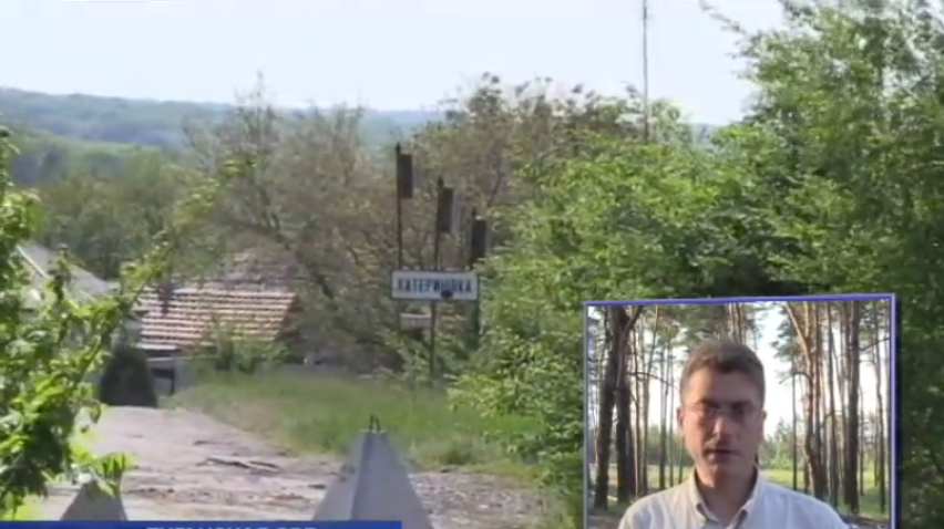 Из-за обстрелов могут закрыть последний пункт пропуска на Луганщину