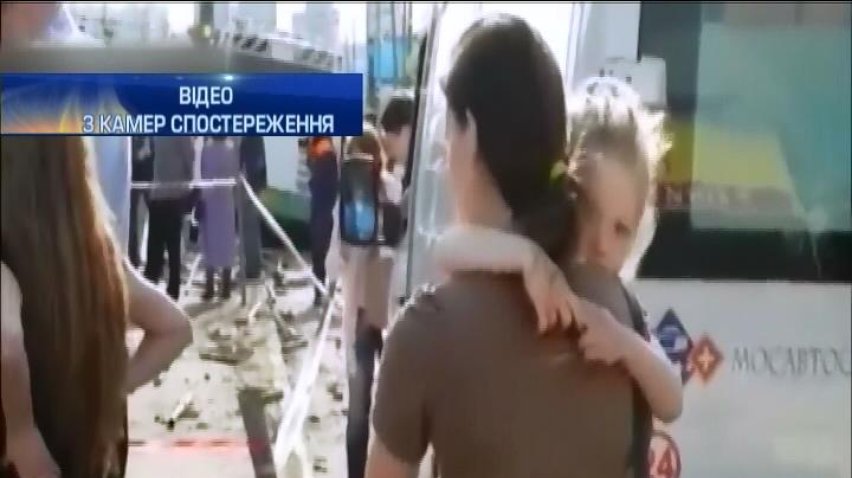 Автобус у Москві розбив зупинку з людьми