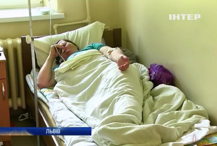 На Львівщині помер юнак від отруєння паштетом