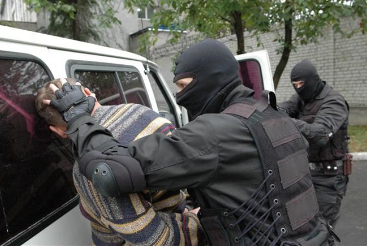 СБУ на Луганщині затримали контрабандистів із військовим обладнанням