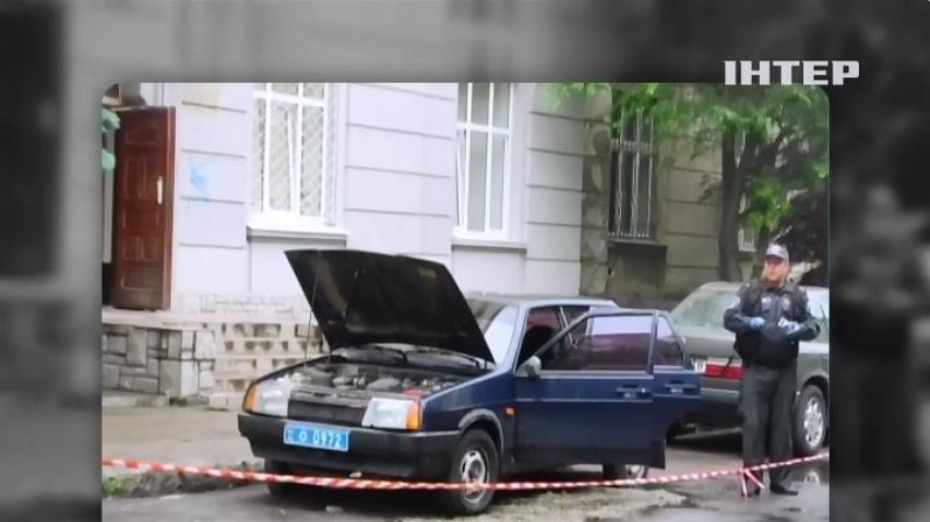 У Львові підірвали машину міліції