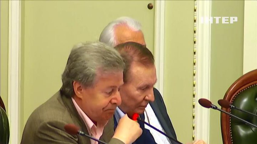Раду просят назвать авторов проекта статуса Донбасса
