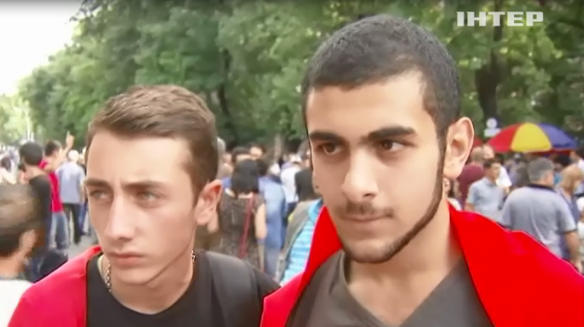 Майдан в Армении ожидает жесткого разгона полиции (видео)