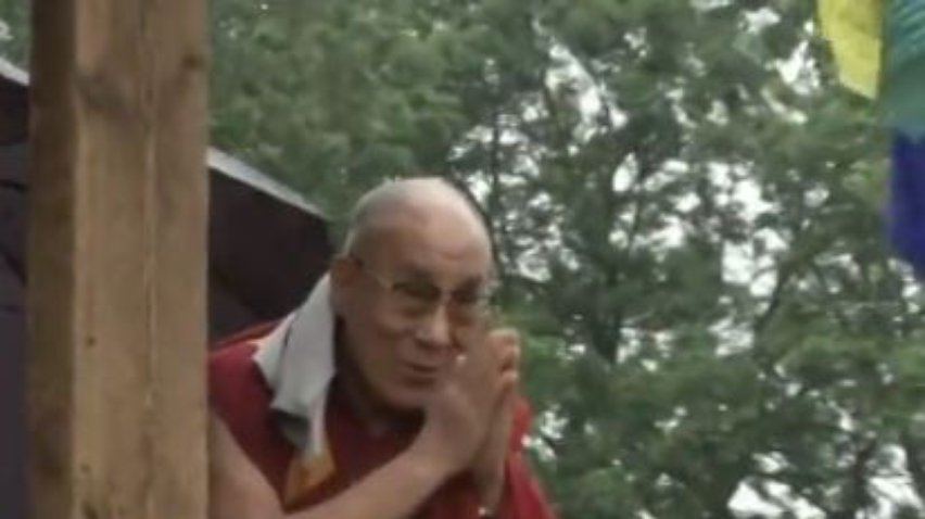 Далай-лама відвідав фестиваль Гластонбері