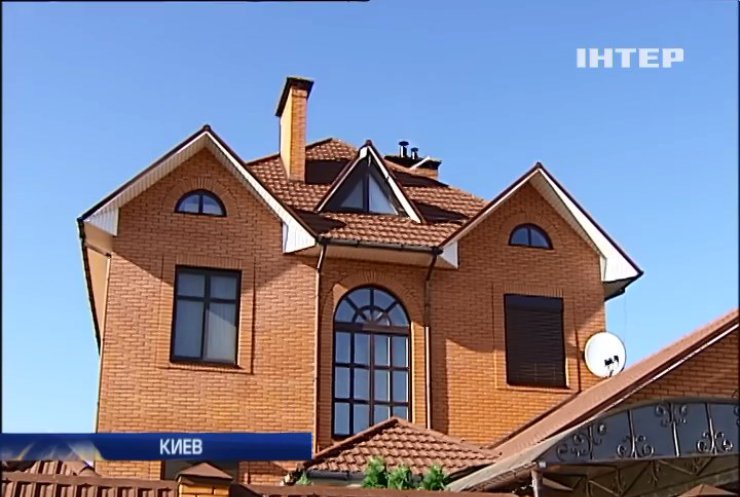 Уволенные главы милиции жили в дворцах под Киевом
