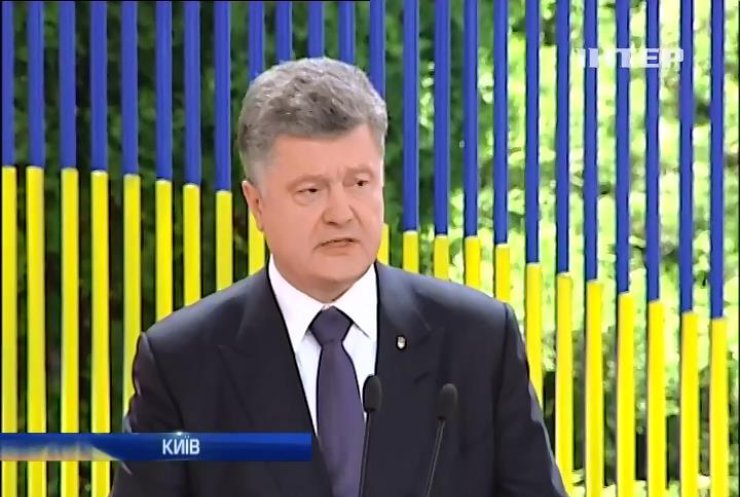 Порошенко обіцяє Кабміну екзамени восени