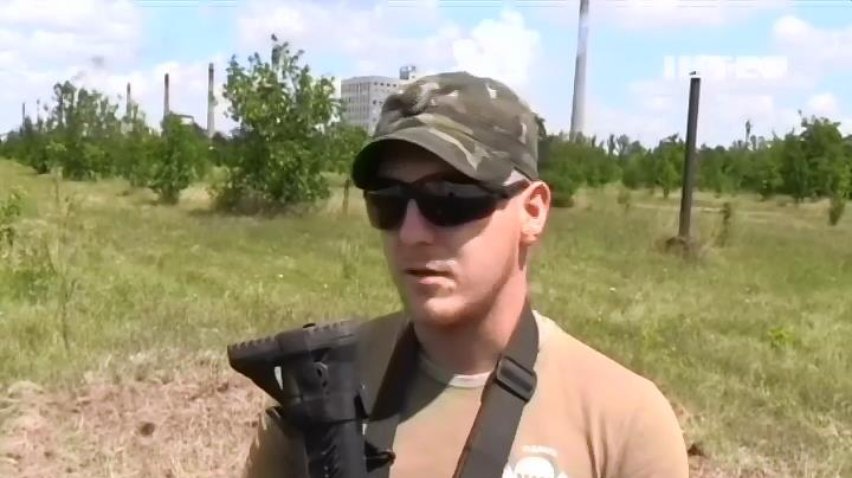 Захисників Авдіївки накривають залпами з танків та САУ