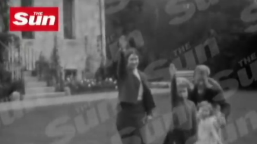 Свита Елизаветы ІІ разочарована публикацией "нацистских" фото 