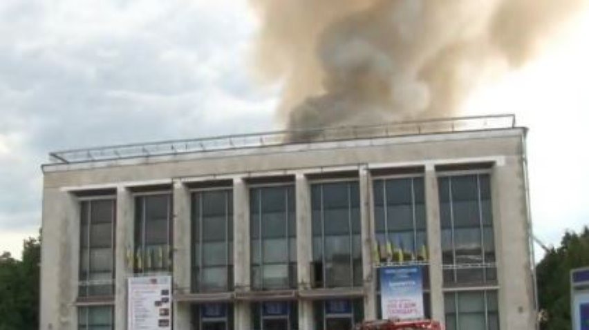 Пожежа у театрі Черкас могла статися через підпал