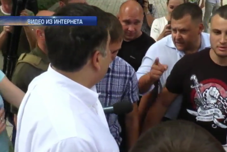 Борис Филатов в Чернигове дважды оскорбил Михаила Саакашвили