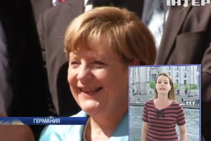 Ангела Меркель упала со стула на опере Вагнера