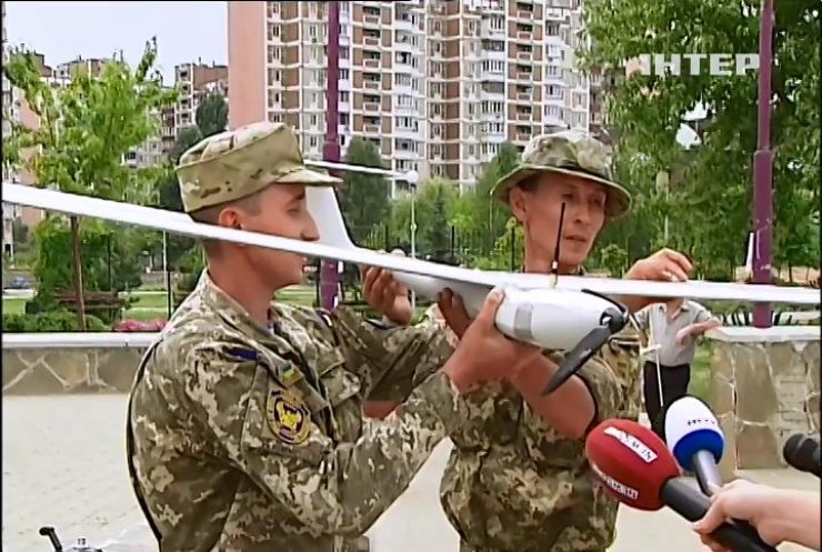 В Киеве десантникам передали новейший беспилотник