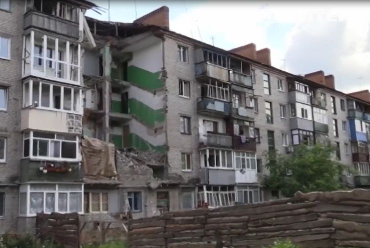 Год освобождения Славянска: люди так и не увидели восстановленных домов