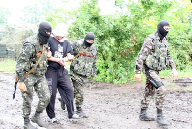 На Донеччині ліквідували терористів ДНР із паспортами Росії