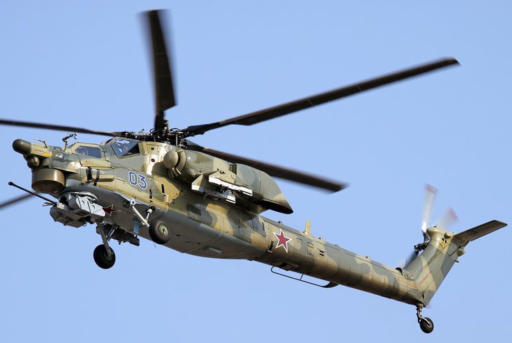 В авиакатастрофе вертолета МИ-28 в России погиб пилот (видео)