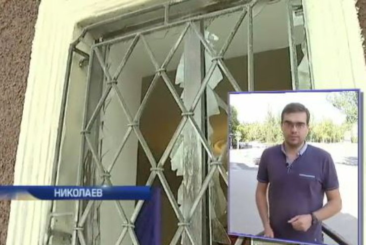 Взрыв офиса волонтеров в Николаеве расследуют как хулиганство
