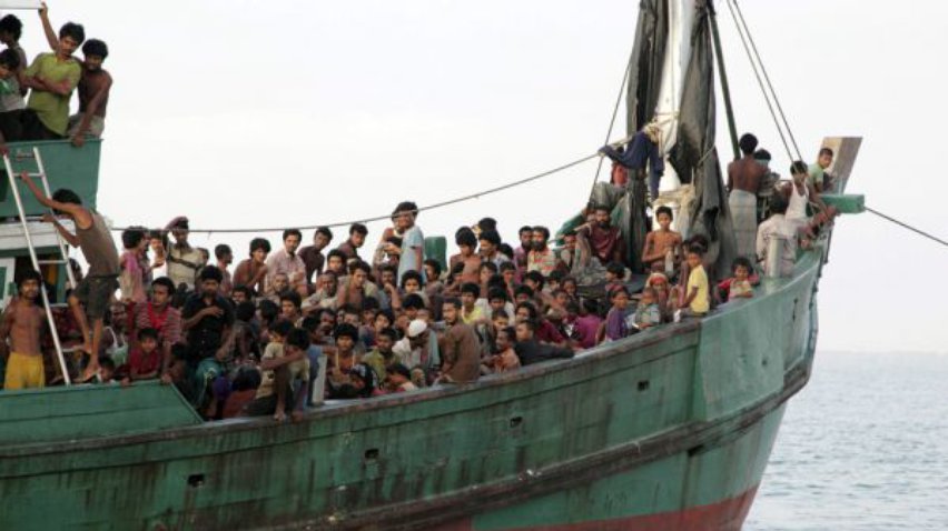У Лівії затонуло два судна із мігрантами