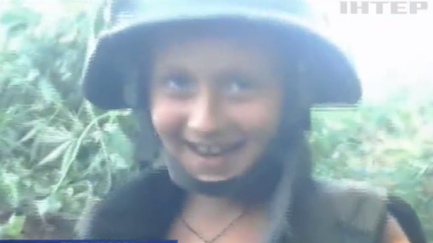На Донбассе боевики учат детей метать гранаты (видео)