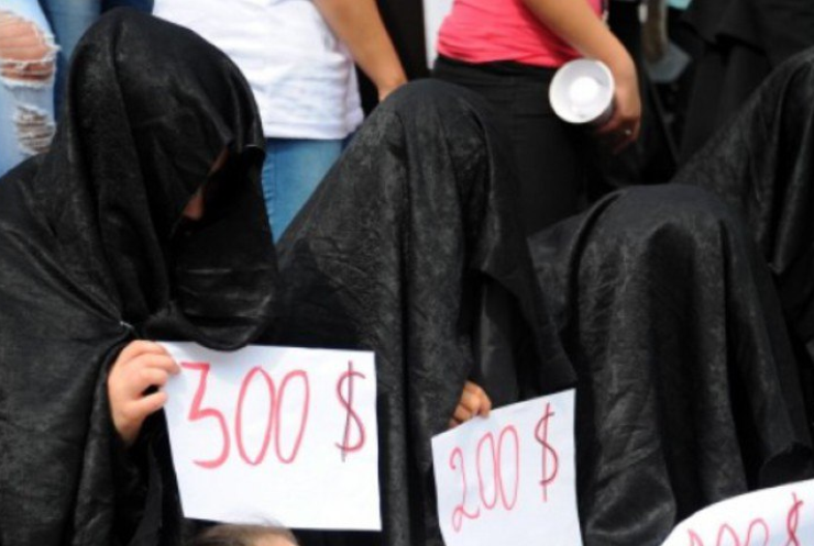 Зверства ИГИЛ: оккупанты Ирака торгуют несовершеннолетними рабынями