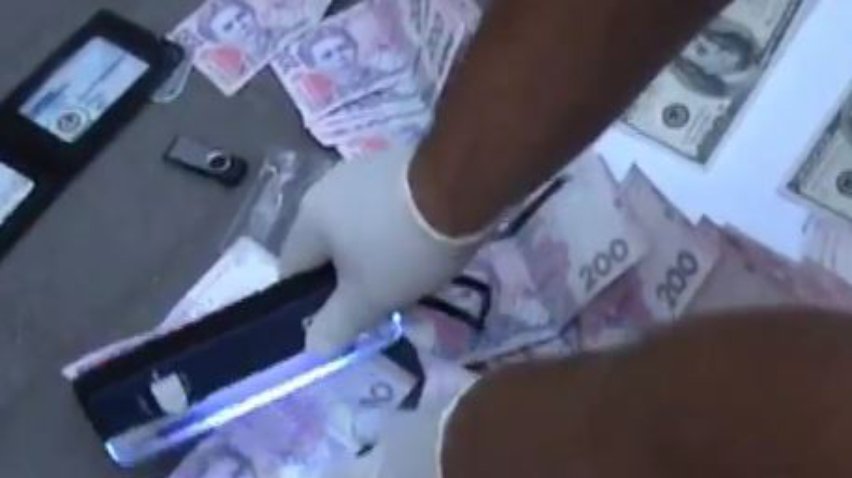 Міліціонер з Запоріжжя попався на хабарі