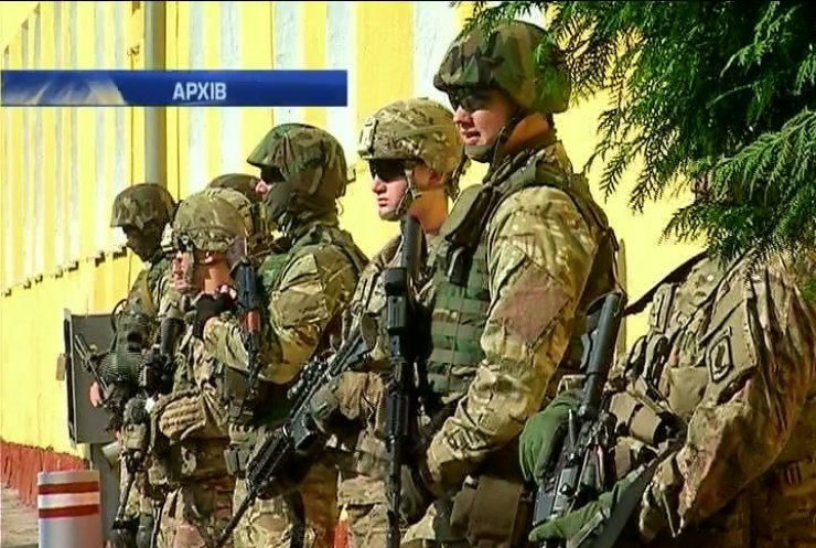 Військові із Канади навчатимуть українців воювати до 2017 року