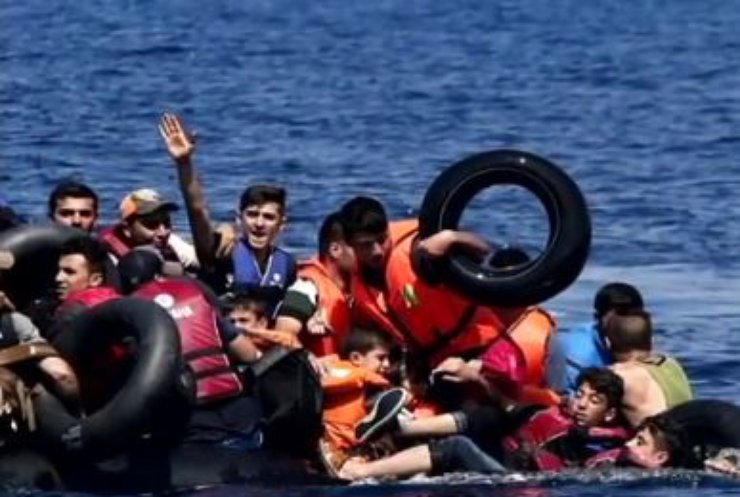 Біля Греції затонув човен з мігрантами
