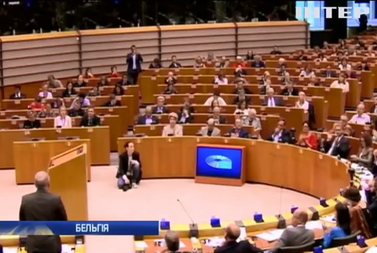 Європарламент розселить 120 тисяч біженців по Європі