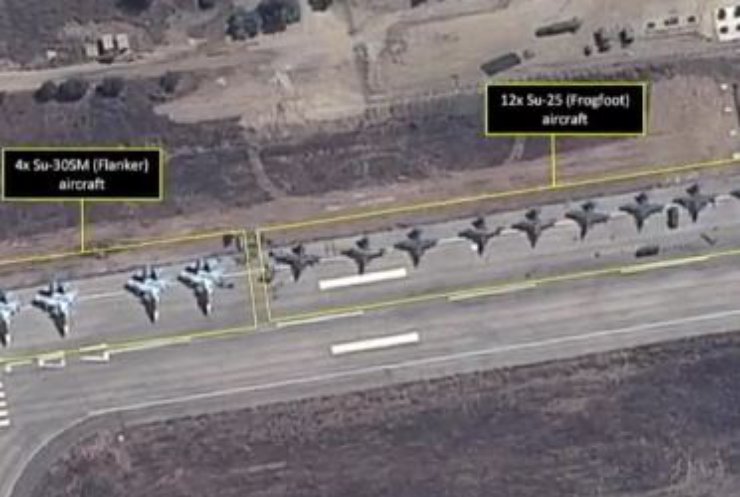 Росія перекинула в Сирію танки та вертольоти