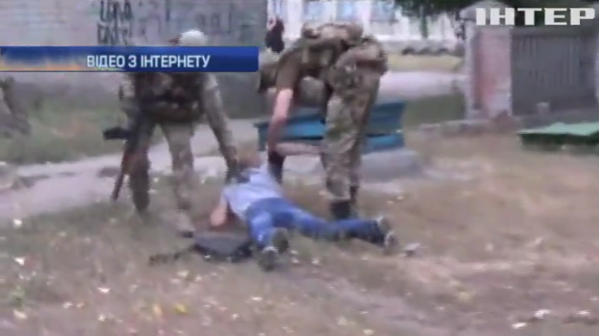 Міліціонери на Луганщині торгували наркотиками