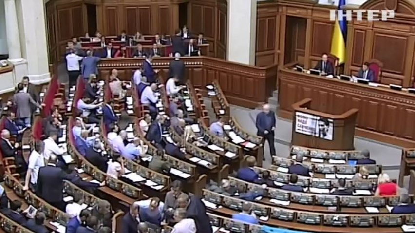 Рада дозволила територіальним громадам обирати голів