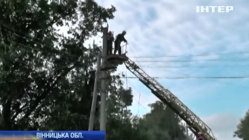 На Вінничині борються з наслідками буревію