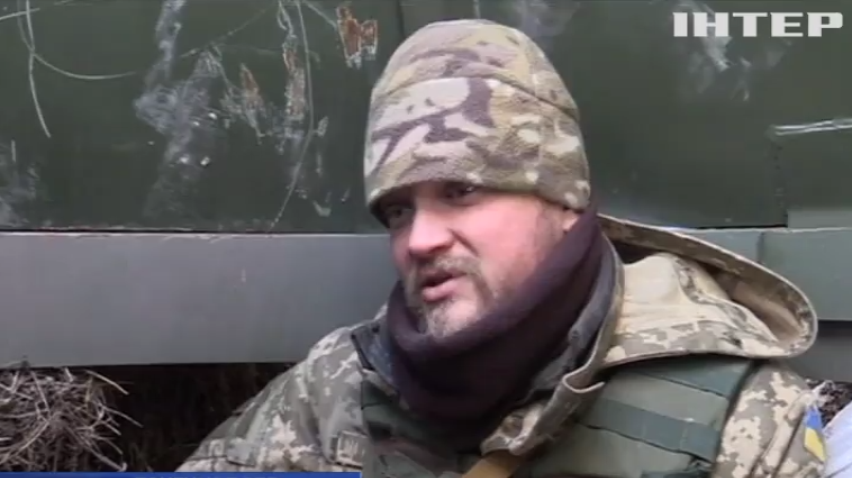 Под Донецком военных "поздравили" прицельным огнем из минометов