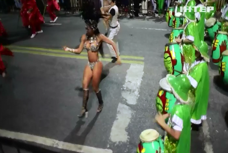 В Уругваї стартував 40-денний карнавал