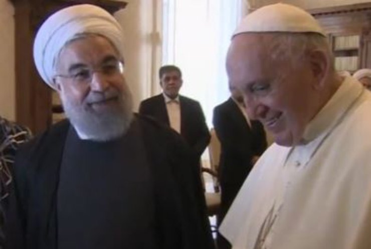 Папа Римский обсудил с президентом Ирана борьбу с террором
